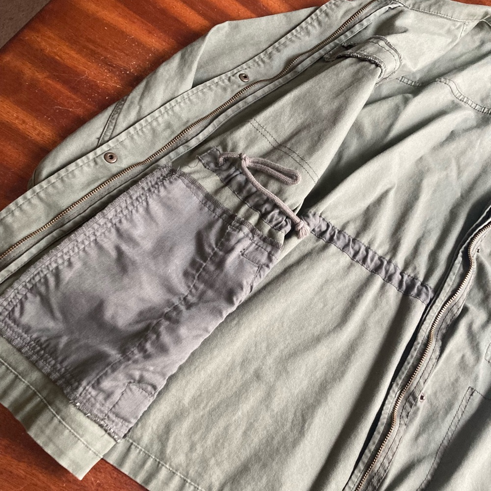 Old navy jacket - Picture 5 of 7